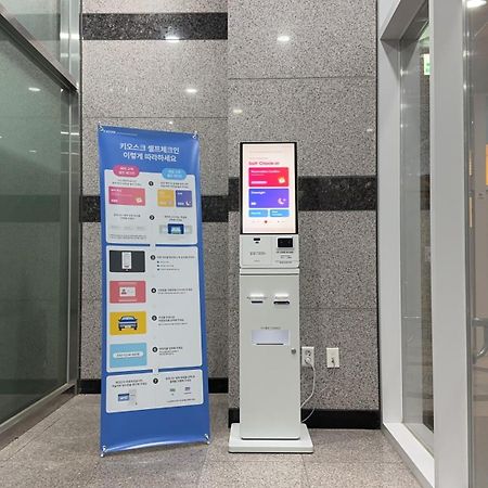 The Time Hotel Incheon Airport Екстер'єр фото