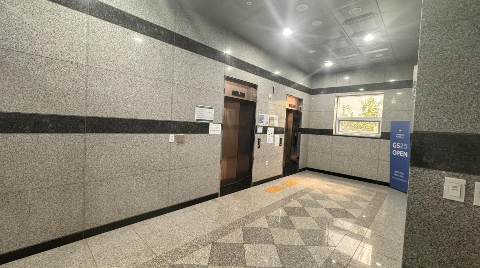 The Time Hotel Incheon Airport Екстер'єр фото